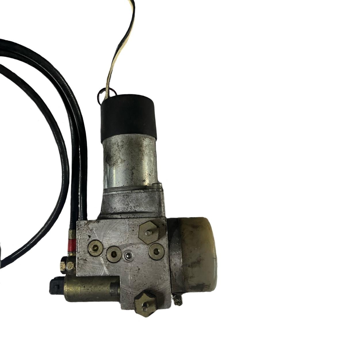 Pompa hidraulica deschidere portbagaj BMW 7 IV E65, E66, E67 2001 - 2009 7015009 – foto 3
