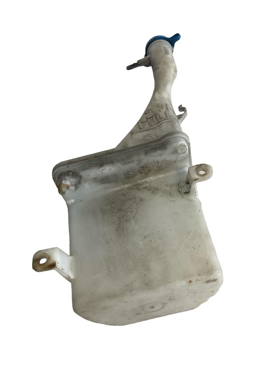 Vas lichid de spalare parbriz TOYOTA YARIS _P1_ 1999 - 2005 1.0 1SZ-FE – foto 3