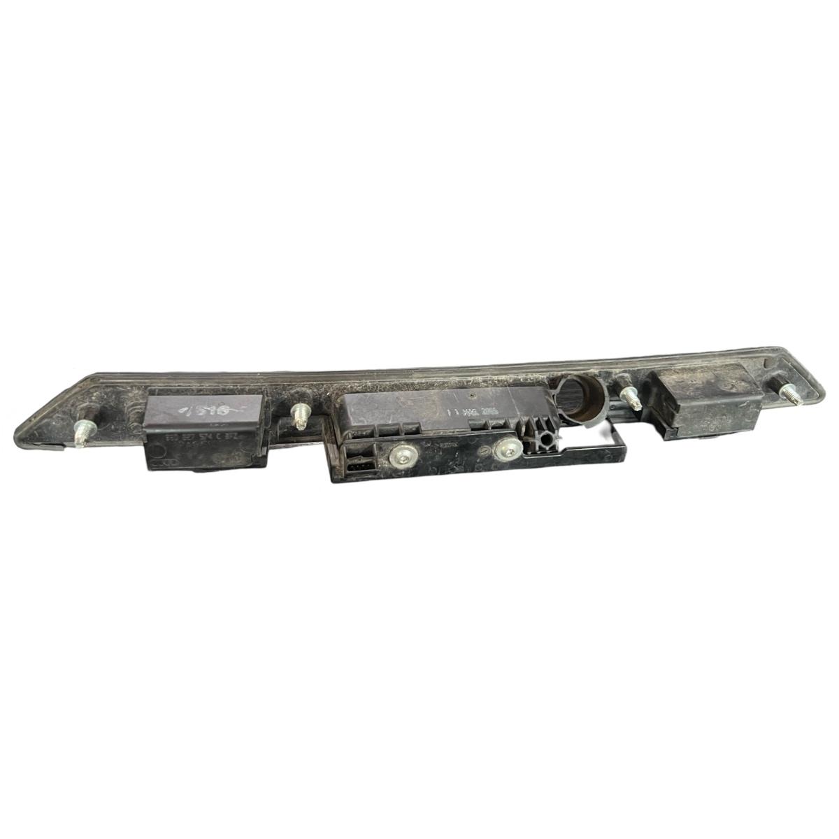 Maner portbagaj cu butuc, buton deschidere AUDI A6/S6 III Saloon 4F2, C6 2004 - 2011 8E0827574C