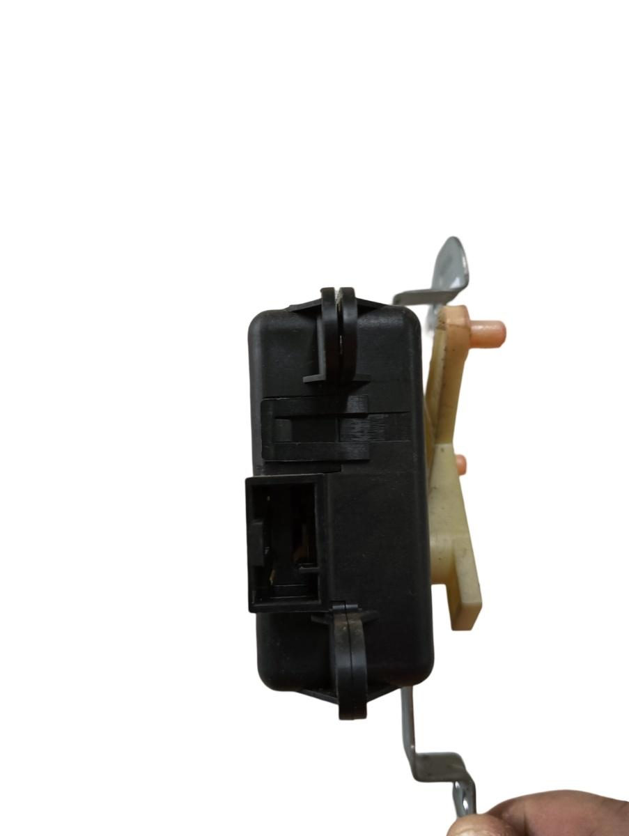 Motoras/actuator clapeta aer NISSAN ALMERA II N16 2000 - > – foto 2