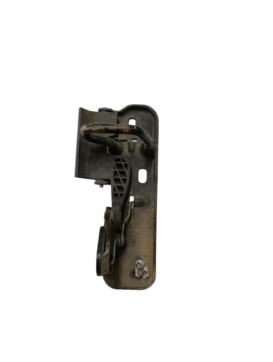 Incuietoare capota  VOLKSWAGEN GOLF V 1K1 2003 - 2009