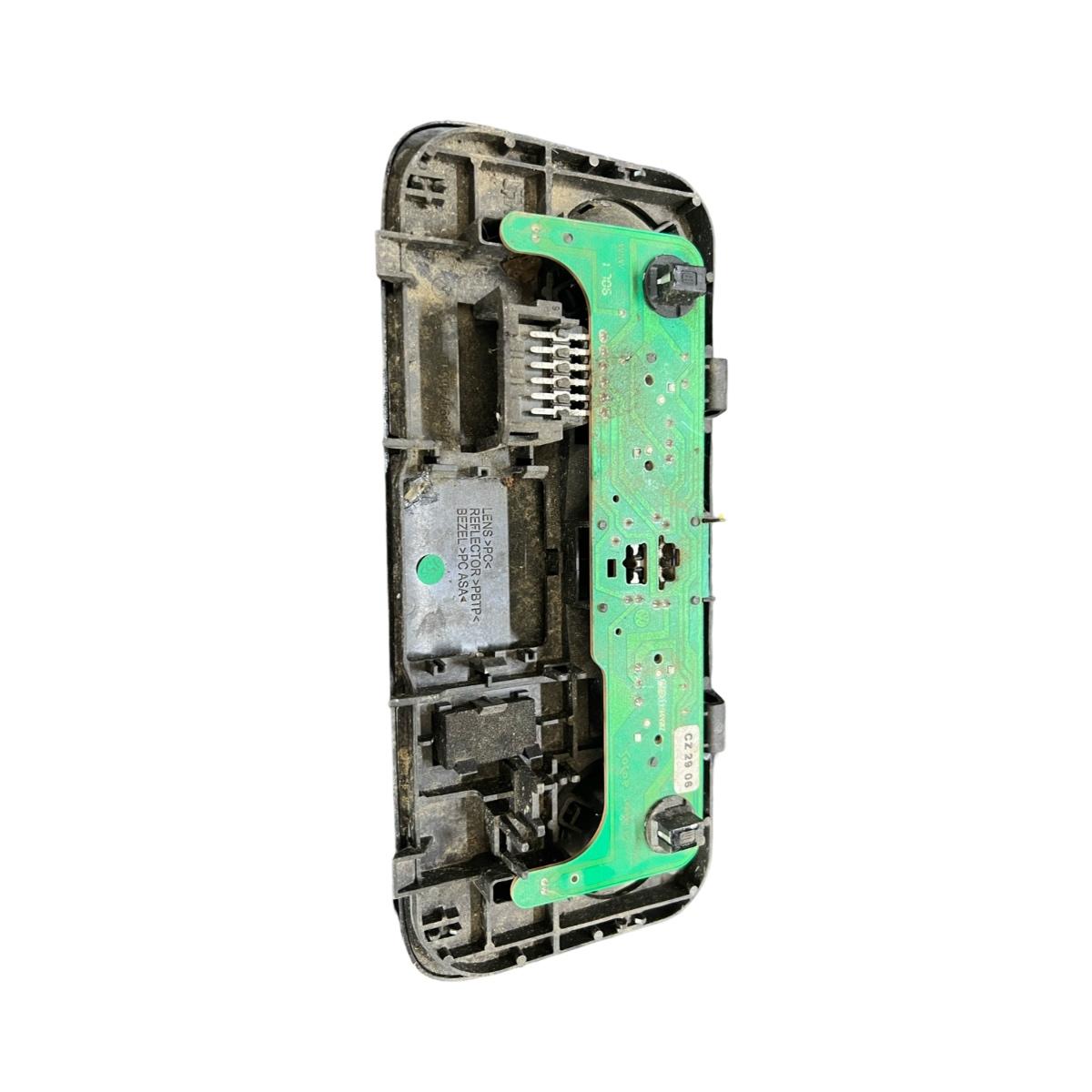 Ornament consola iluminare plafon VOLKSWAGEN PASSAT Variant 3C5 2005 - 2011 CZ2906