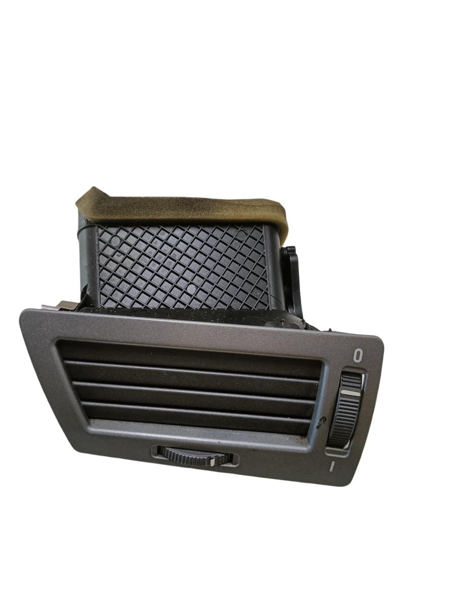 Grila ventilatie  stanga fata BMW 7 IV E65, E66, E67 2001 - 2009