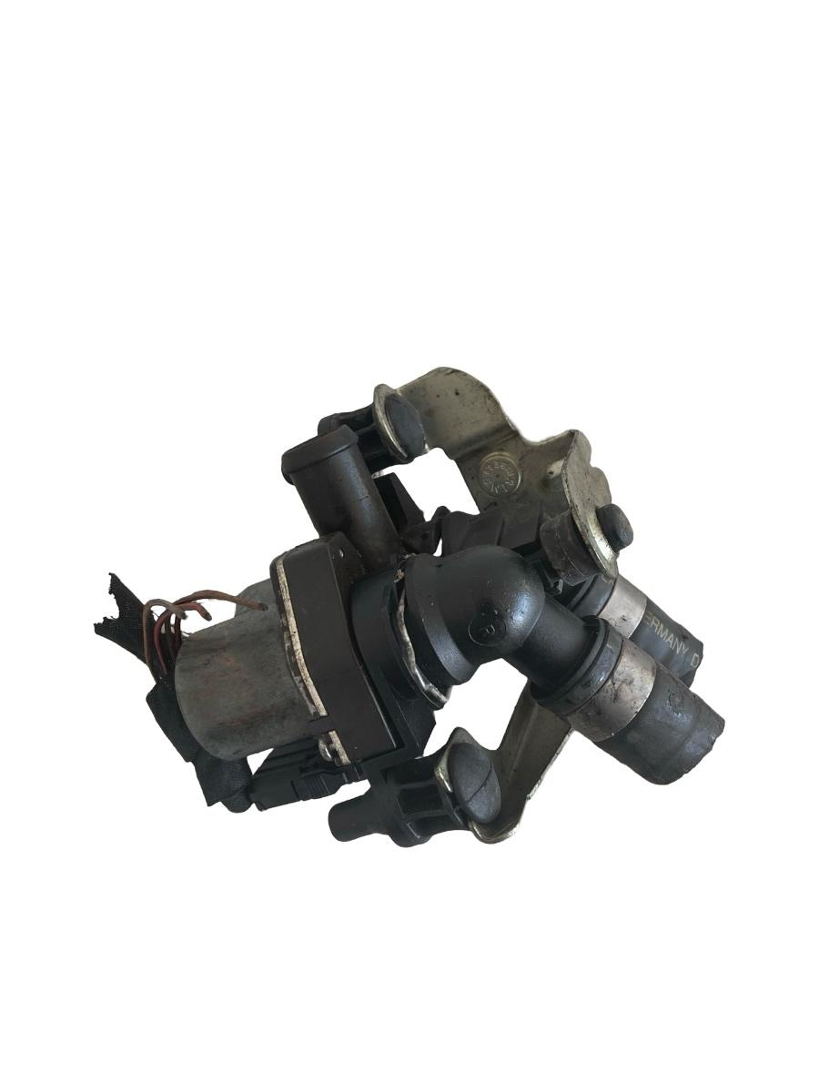 Pompa recirculare apa  MERCEDES-BENZ E-CLASS II W210 1995 - 2003 0235451628