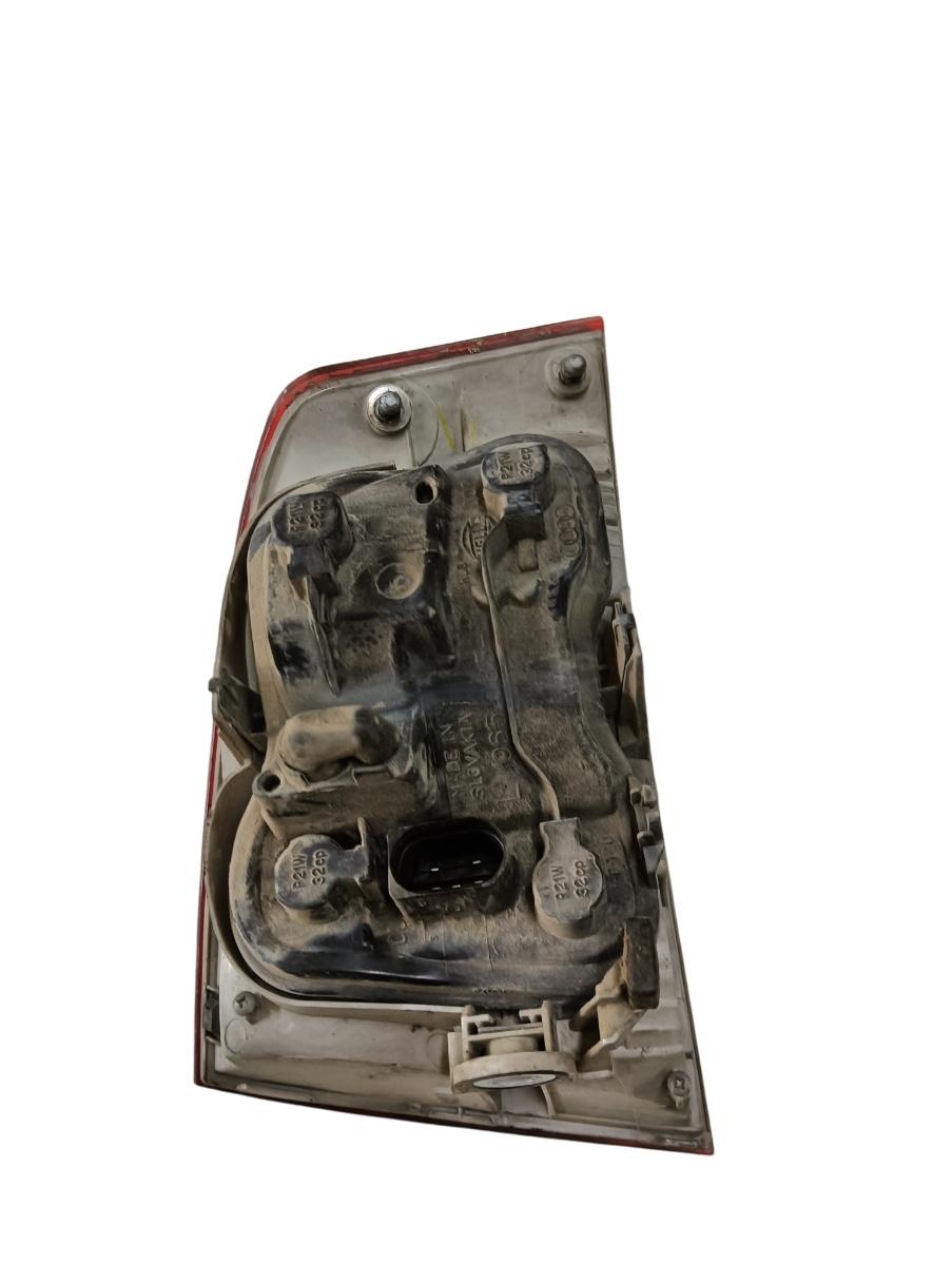 Lampa spate / Stop stanga spate AUDI A4 III 8EC, B7 2004 - 2008 – foto 2