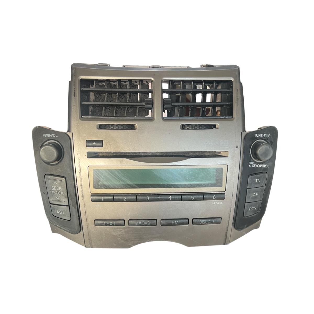 Player CD/DVD sistem de navigatie TOYOTA YARIS _P9_ 2005 - > 861200D490