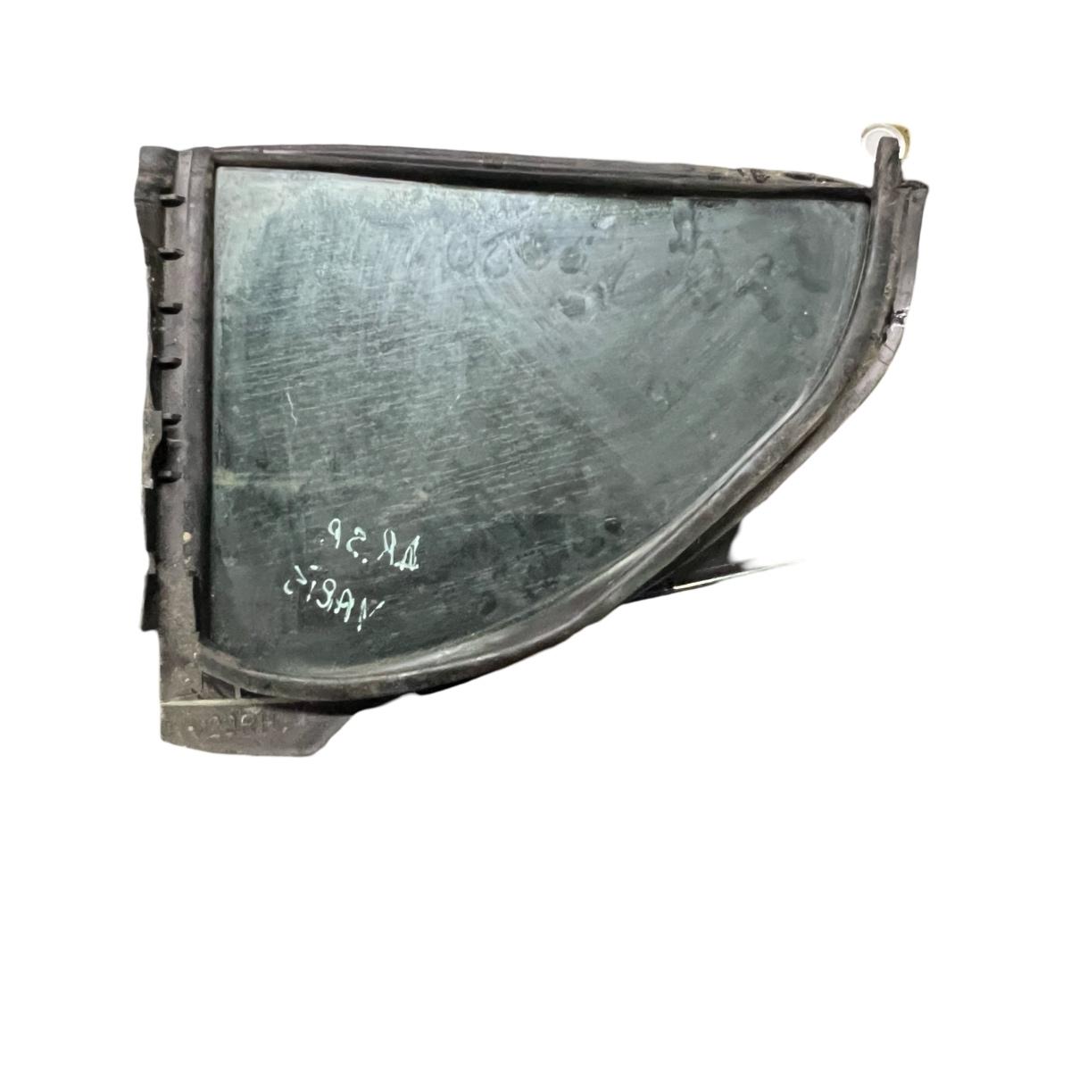 Geam lateral spate dreapta spate TOYOTA YARIS _P9_ 2005 - >