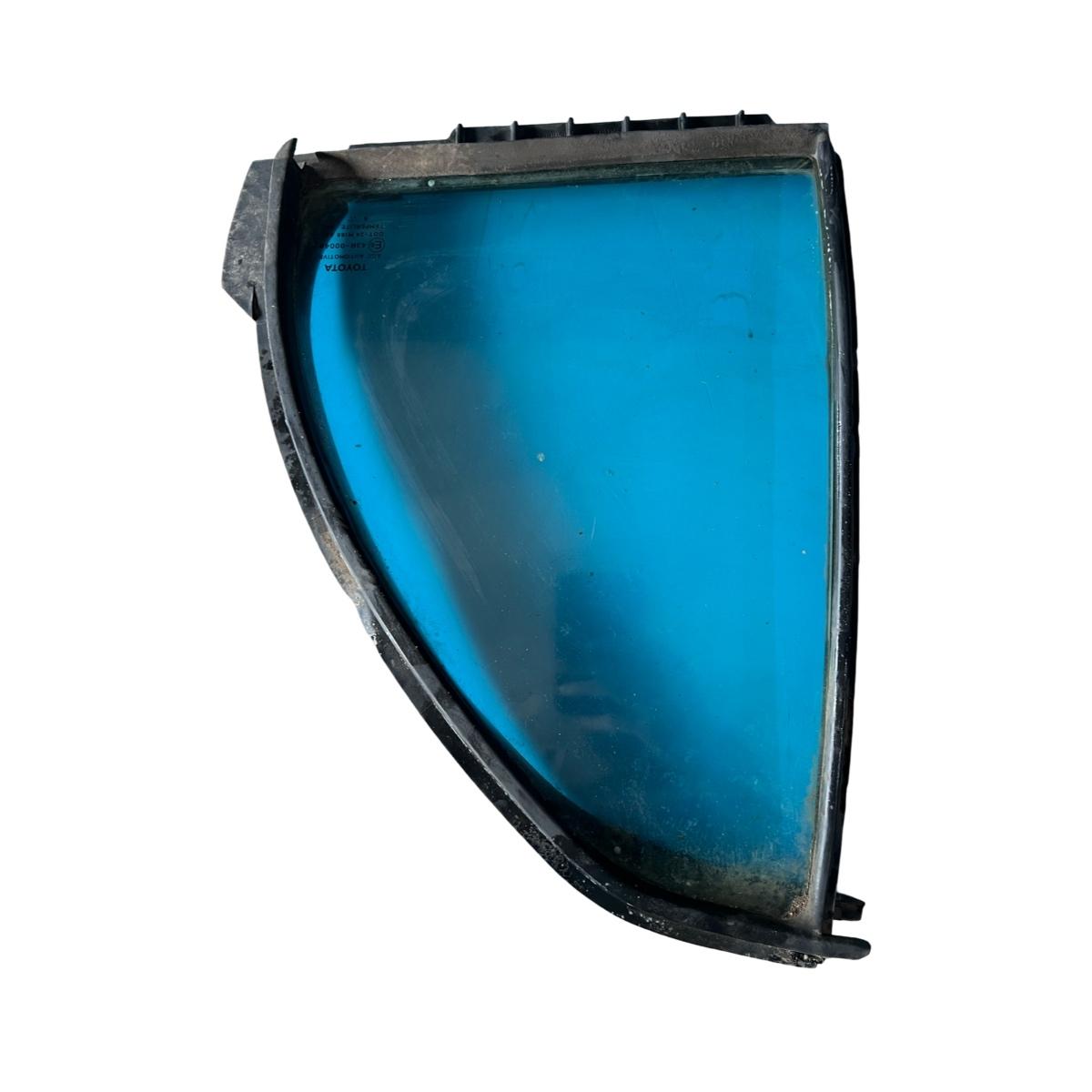 Geam fix stanga spate TOYOTA YARIS _P9_ 2005 -> E643R00048 – foto 2