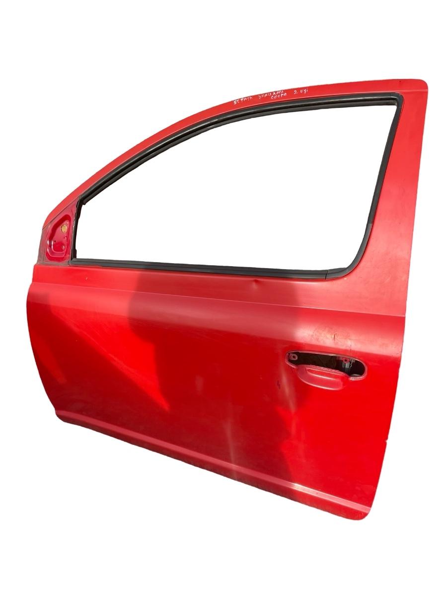 Portiera (Coupé cu doua usi) stanga TOYOTA YARIS _P1_ 1999 - 2005