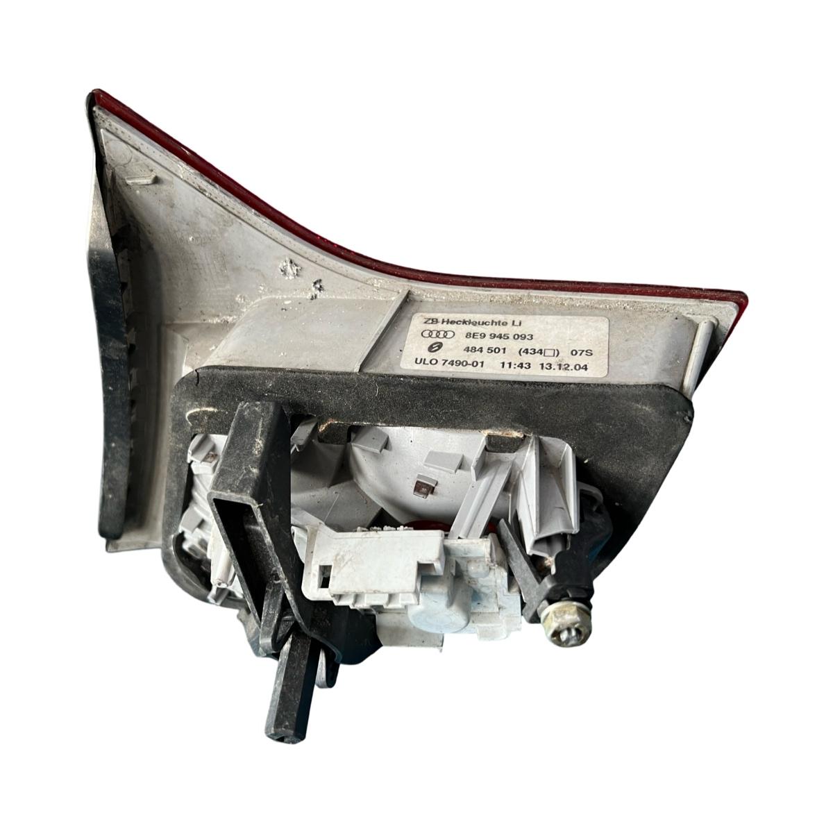 Stopuri hayon stanga AUDI A4 III 8EC, B7 2004 - 2008 8E9945093 – foto 2