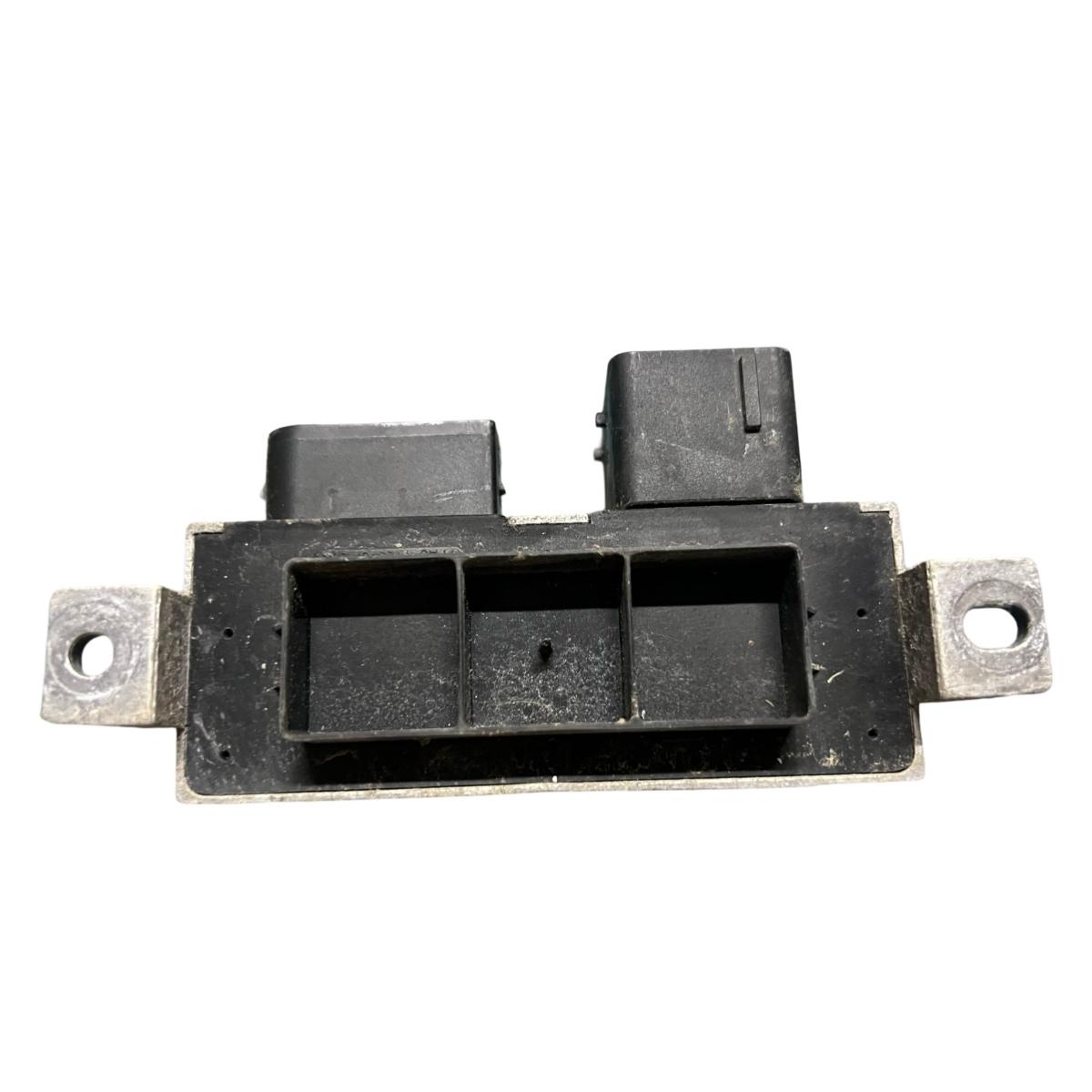 Releu preincalzire bujii incandescente MERCEDES-BENZ CITAN Box 415 2012 - > 8200558438A – foto 3