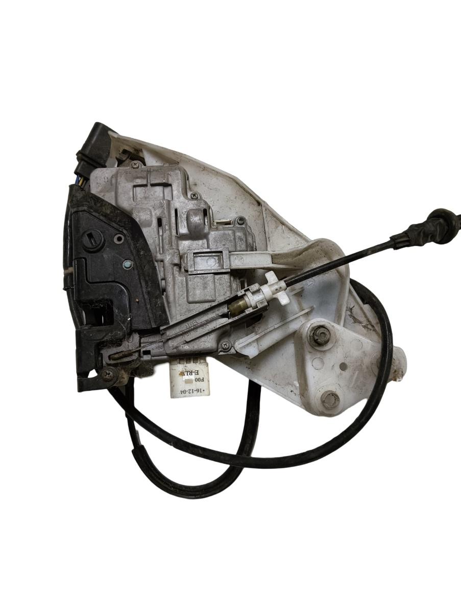 Broasca usa stanga fata VOLKSWAGEN PASSAT 3C2 2005 - 2010 3c4934015a