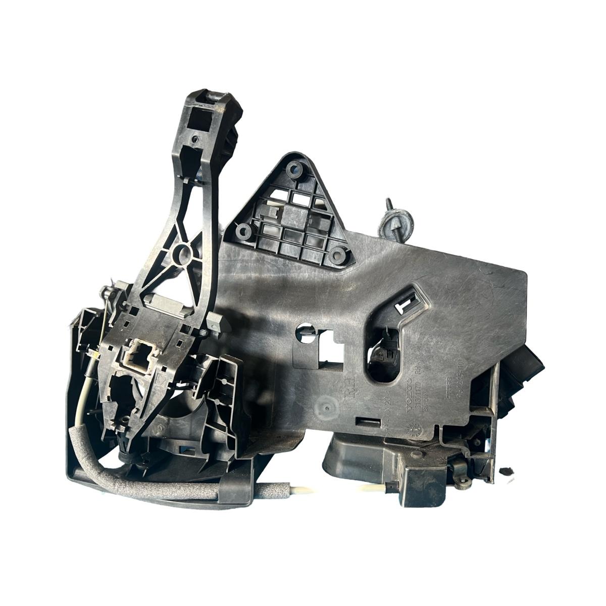 Maner/suport exterior portiera fata dreapta fata VOLVO XC60 156 2008 - > Volvo 31301170