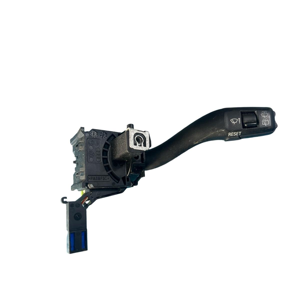 Maneta  AUDI A3 II 8P1 2003 - 2013 8P0953519A