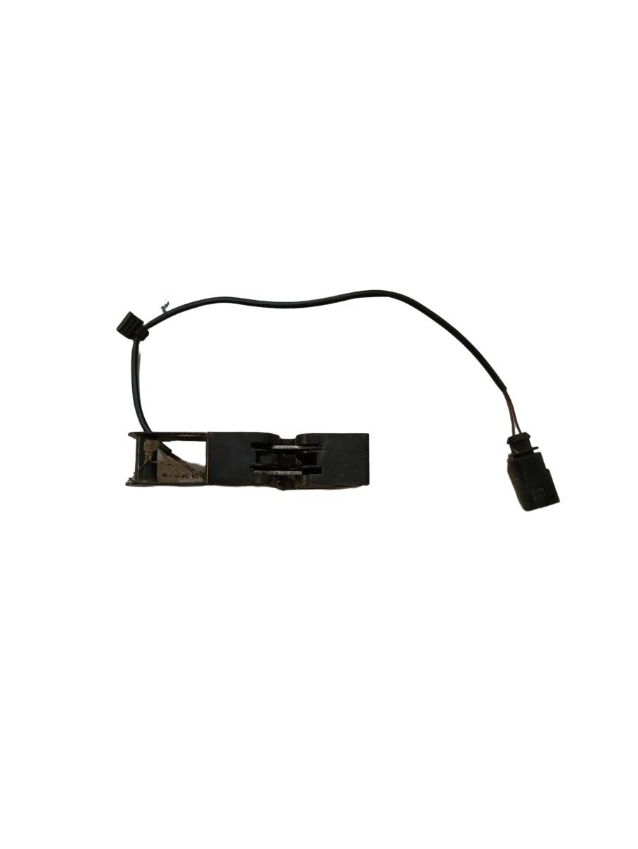 Incuietoare capota  AUDI A5/S5 8T3 2007 - 2017 8t0823509