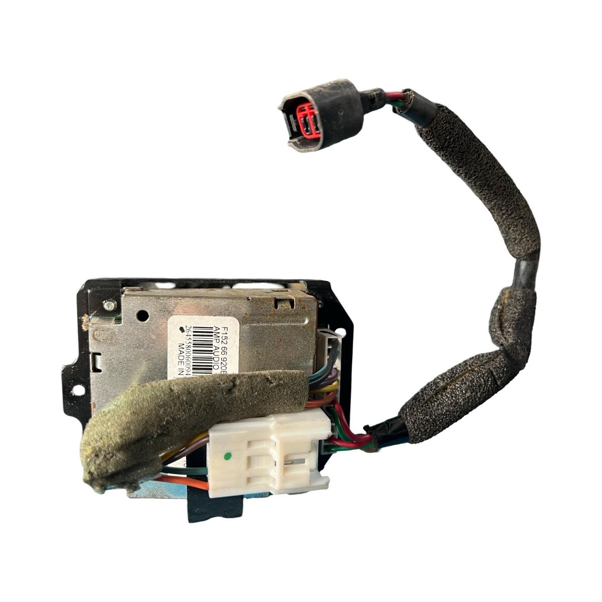 Amplificator de sunet MAZDA RX 8 SE17 2003 - 2012 F15266920B