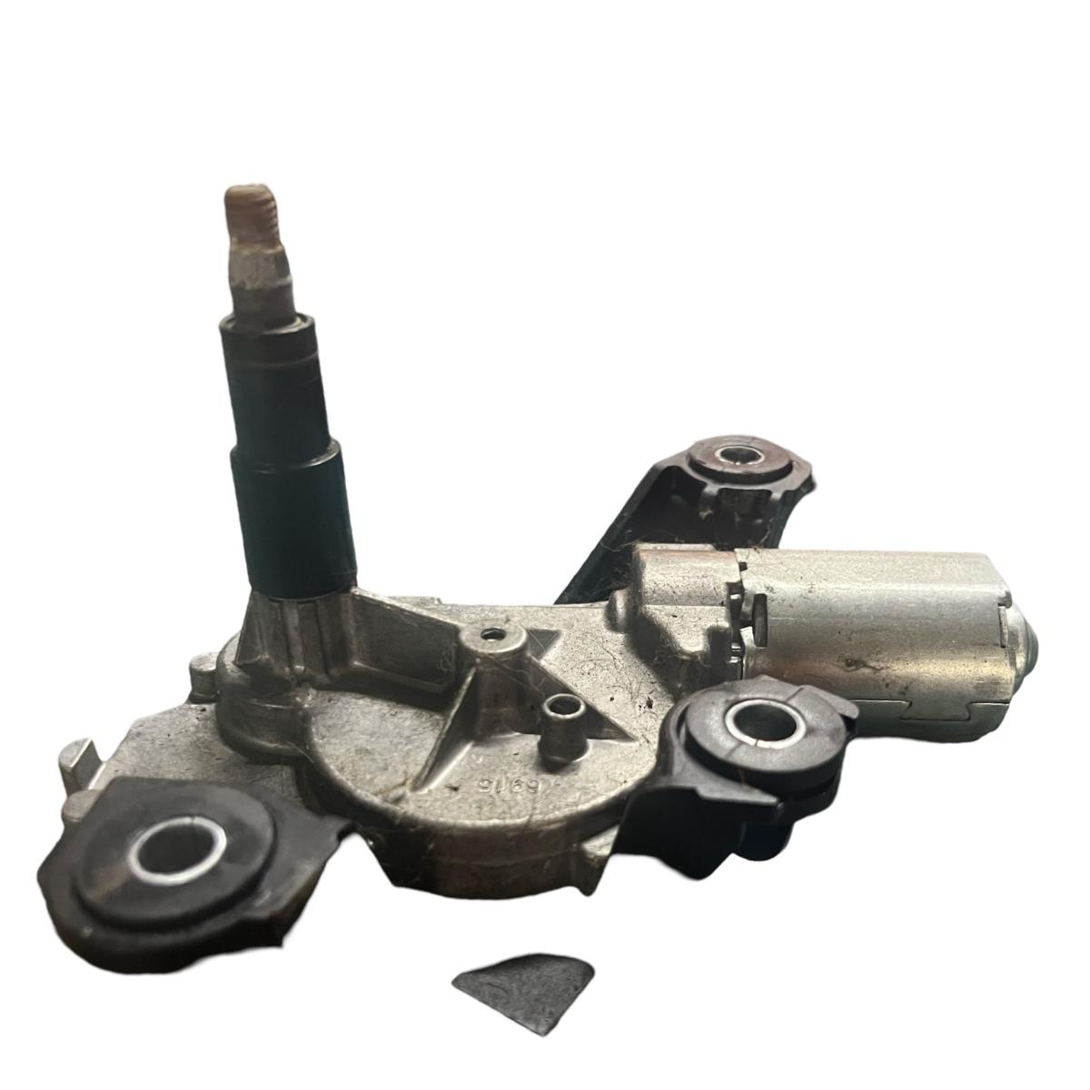 Motor stergator luneta NISSAN QASHQAI / QASHQAI +2 I J10, JJ10 2006 - 2014 0390201820