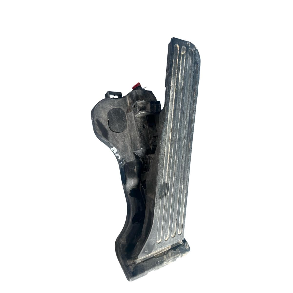 Pedala de acceleratie VOLKSWAGEN PASSAT 3C2 2005 - 2010 HELLA 1K1721503L – foto 2