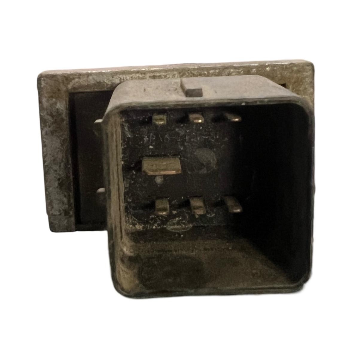 Releu preincalzire bujii incandescente RENAULT KANGOO Express FW0/1_ 2008 - >, RENAULT MASTER II Box FD 1998 - > 9640469680A