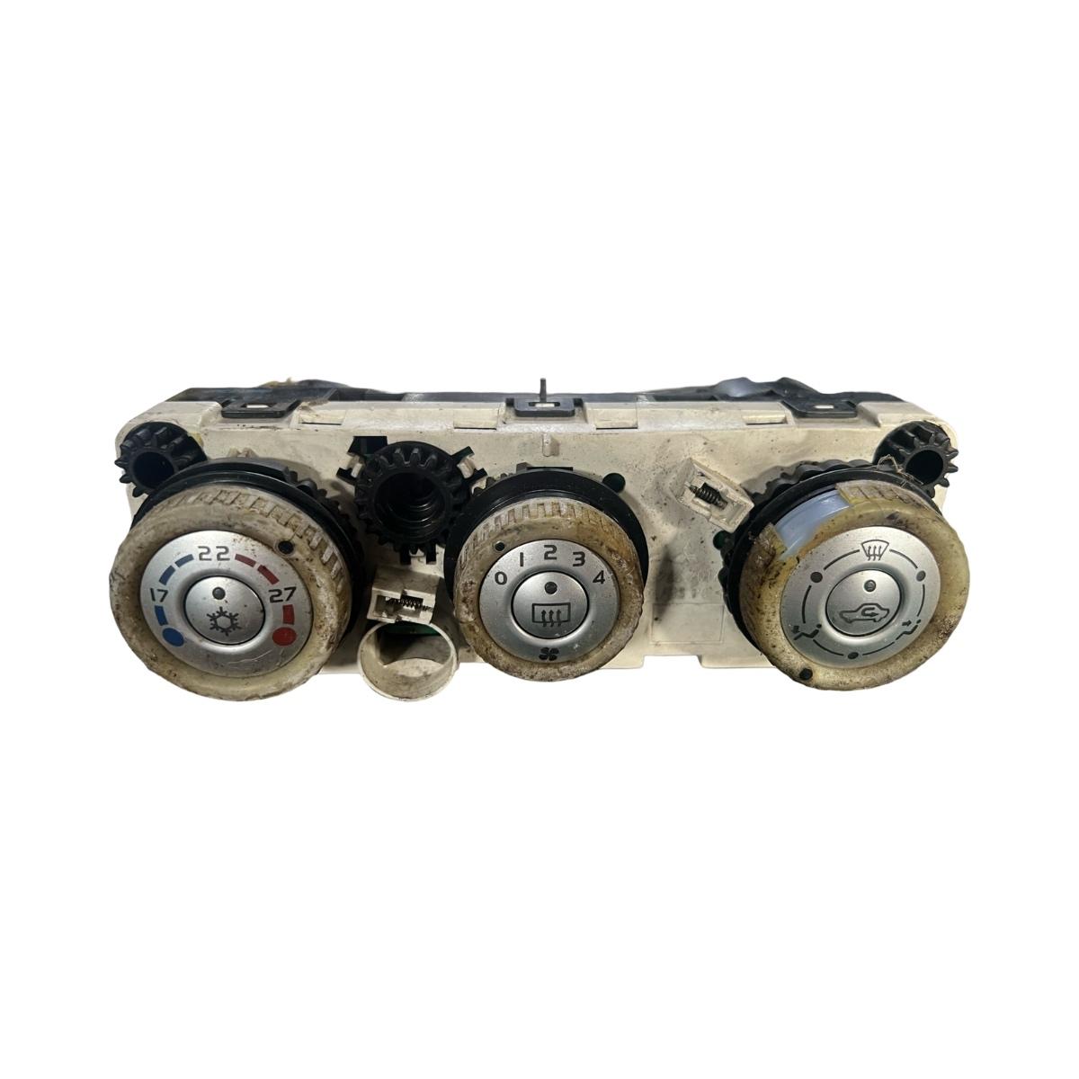 Panou Clima MITSUBISHI COLT VI Z3_A, Z2_A 2002 - 2012 69667301