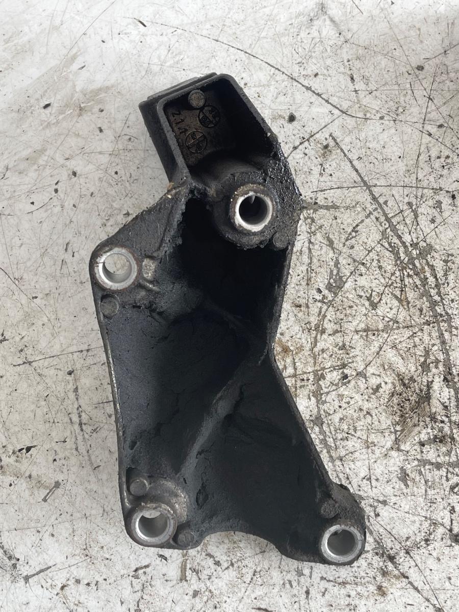 Suport motor AUDI A4 III 8EC, B7 2004 - 2008 1.9 TDI BKE 8E0199307A – foto 3