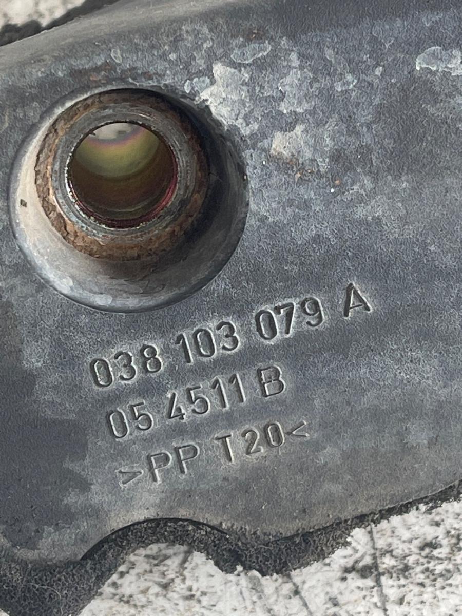 Capac distributie AUDI A4 III 8EC, B7 2004 - 2008 1.9 TDI BKE 038103079A – foto 2