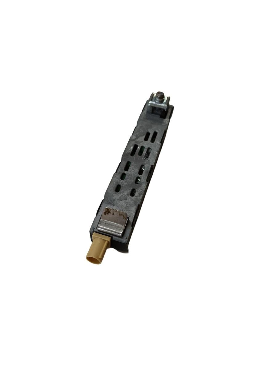 Antena GPS SKODA RAPID II NH3 2012 - > 5ja035577