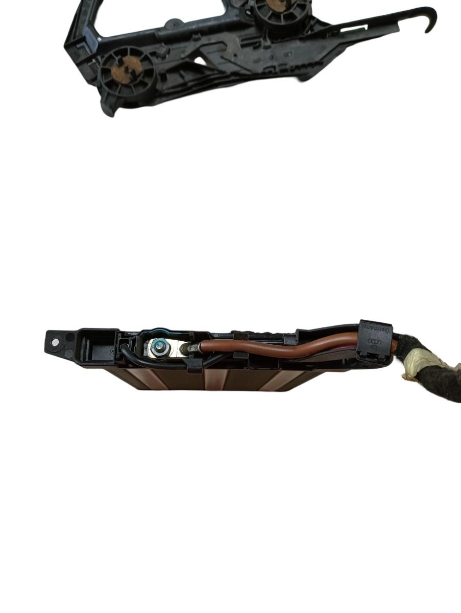 Rezistenta electrica  SKODA OCTAVIA II Combi 1Z5 2004 - 2013 VAG 1k0963235f