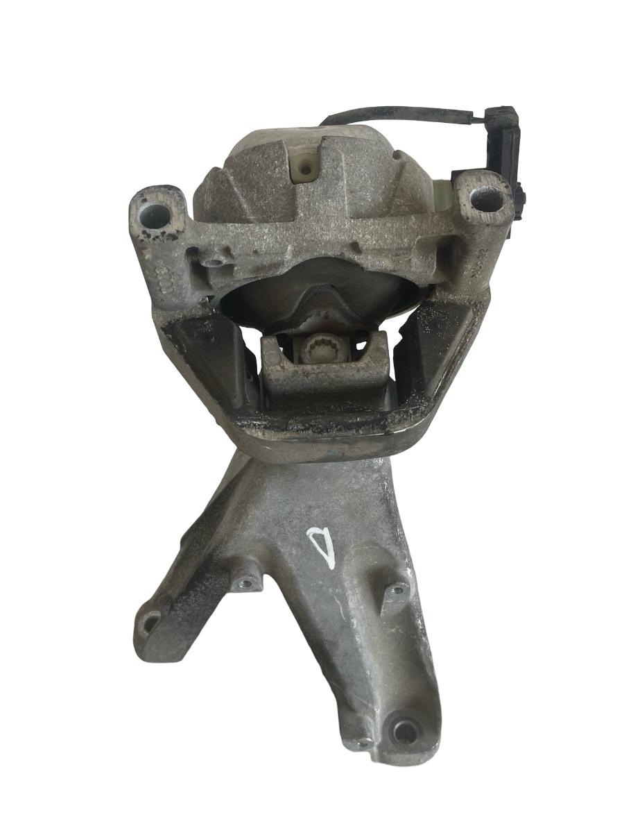 Suport dreapta motor AUDI A6/S6 IV Saloon 4G2, C7, 4GC 2010 - 2018 2.0 TDI CGL 8K0199308