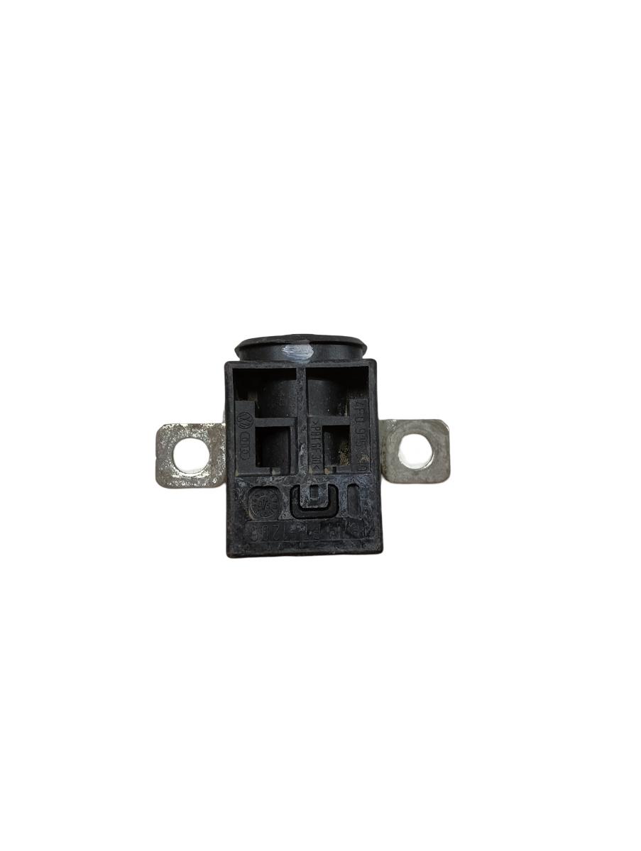 Capsa baterie  SKODA SUPERB 3T4 2008 - 2015 VAG 4f0915519
