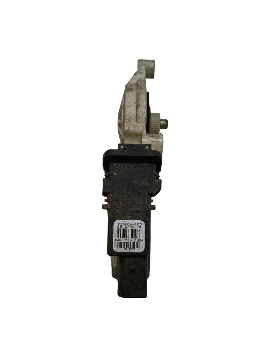 Motoras geam pivotant stanga spate VOLKSWAGEN GOLF V 1K1 2003 - 2009 993424100