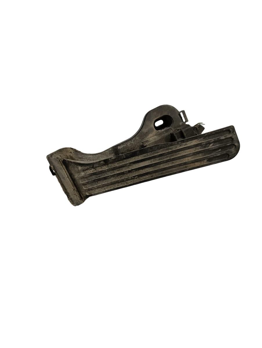 Pedala de acceleratie VOLKSWAGEN PASSAT 3C2 2005 - 2010 HELLA 1k1721503l