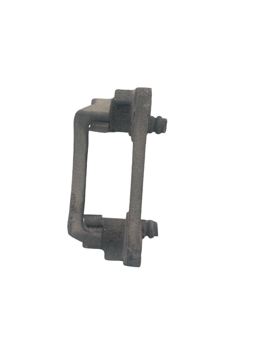 Suport etrier frana stanga spate TOYOTA LAND CRUISER 150 TRJ15_, KDJ15_, GRJ15_, GDJ15_ 2009 - >