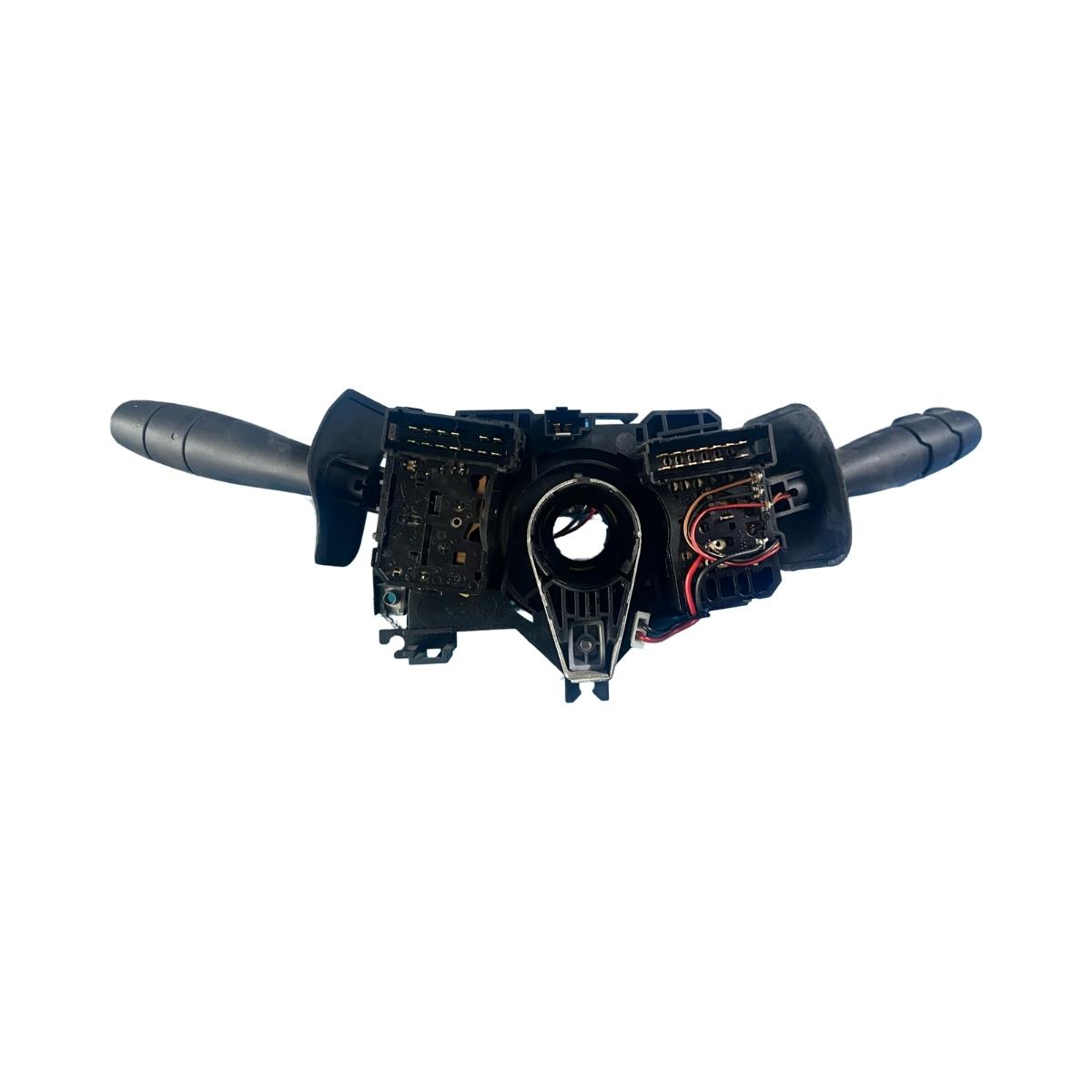 Maneta stergatoare lampa de semnalizare RENAULT Symbol II [ 2008 - 2013 ]
