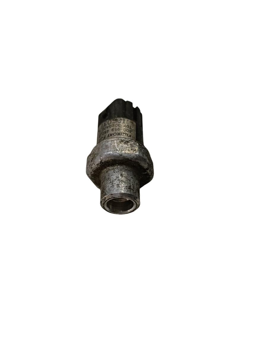 Senzor ac VOLKSWAGEN PASSAT 3B3 2000 - 2005 TDI AVB 8d0959482b