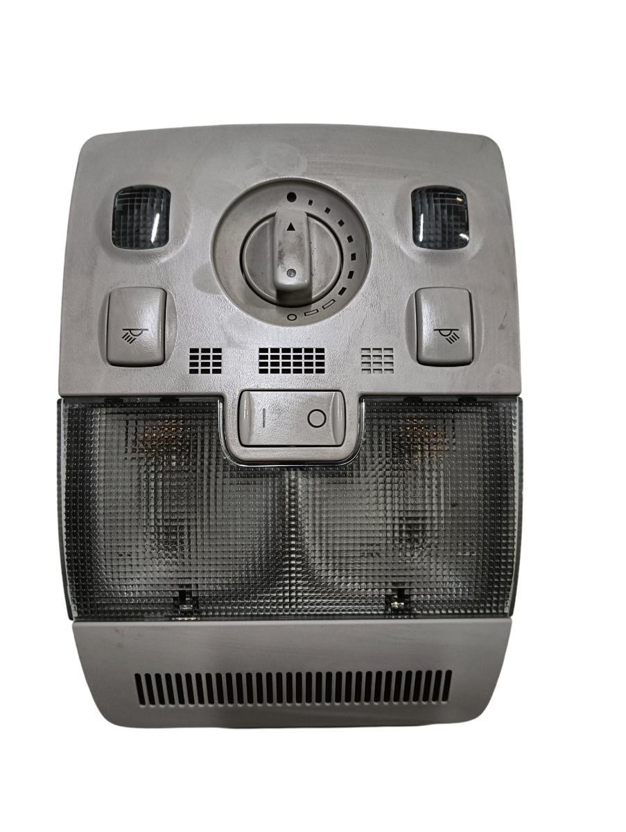 Lampa plafon AUDI A4 III Avant 8ED, B7 2004 - 2008 VAG 8e0947565