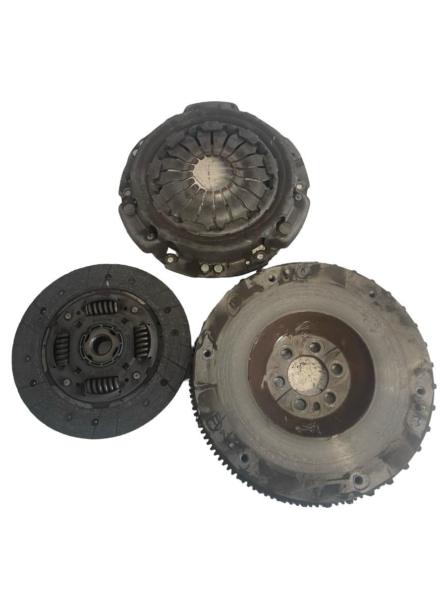 Kit ambreiaj NISSAN NOTE E12 2012 - > HR12 1.2B