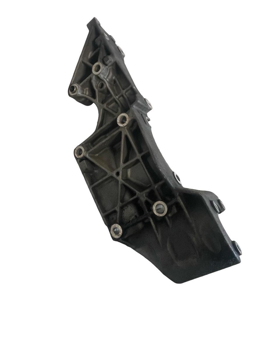 Suport accesorii VOLKSWAGEN GOLF IV 1J1 1997 - 2007 1.9 TDI AJM 045903143C – foto 2