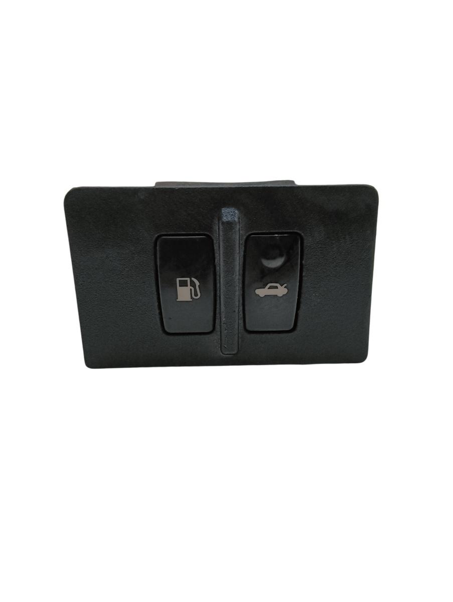 Buton deschidere portbagaj/rezervor  FORD FOCUS III Saloon 2010 - >