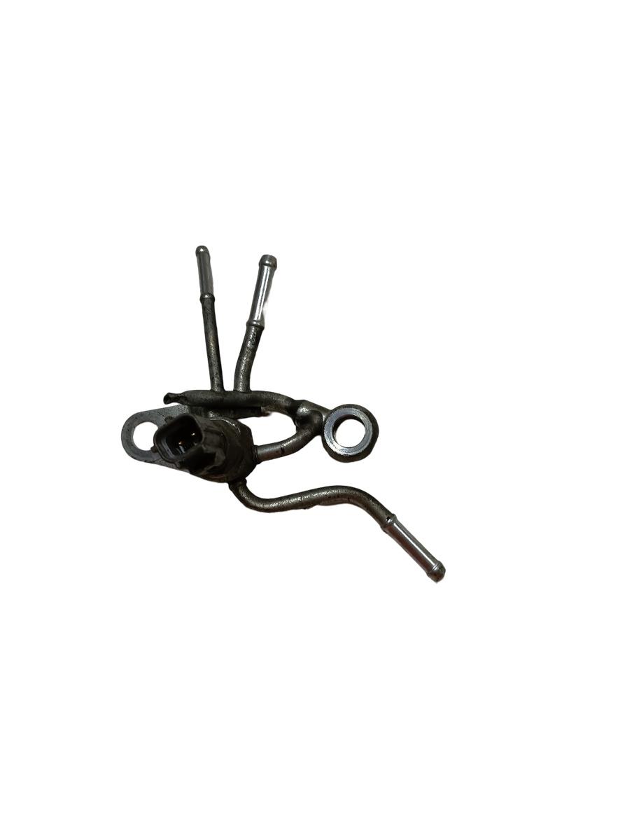 Furtun/conducta combustibil LEXUS IS II Saloon GSE2_, ALE2_, USE2_ 2005 - 2013 2.2 220d 2AD-FHV