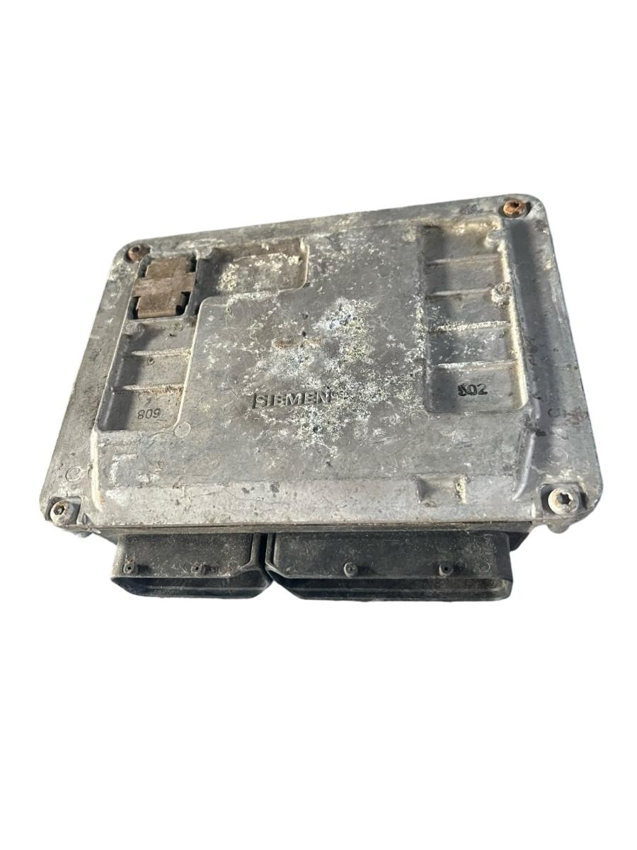 ECU modul/unitate de control motor SKODA OCTAVIA 1U2 1996 - 2010 06A906033BG