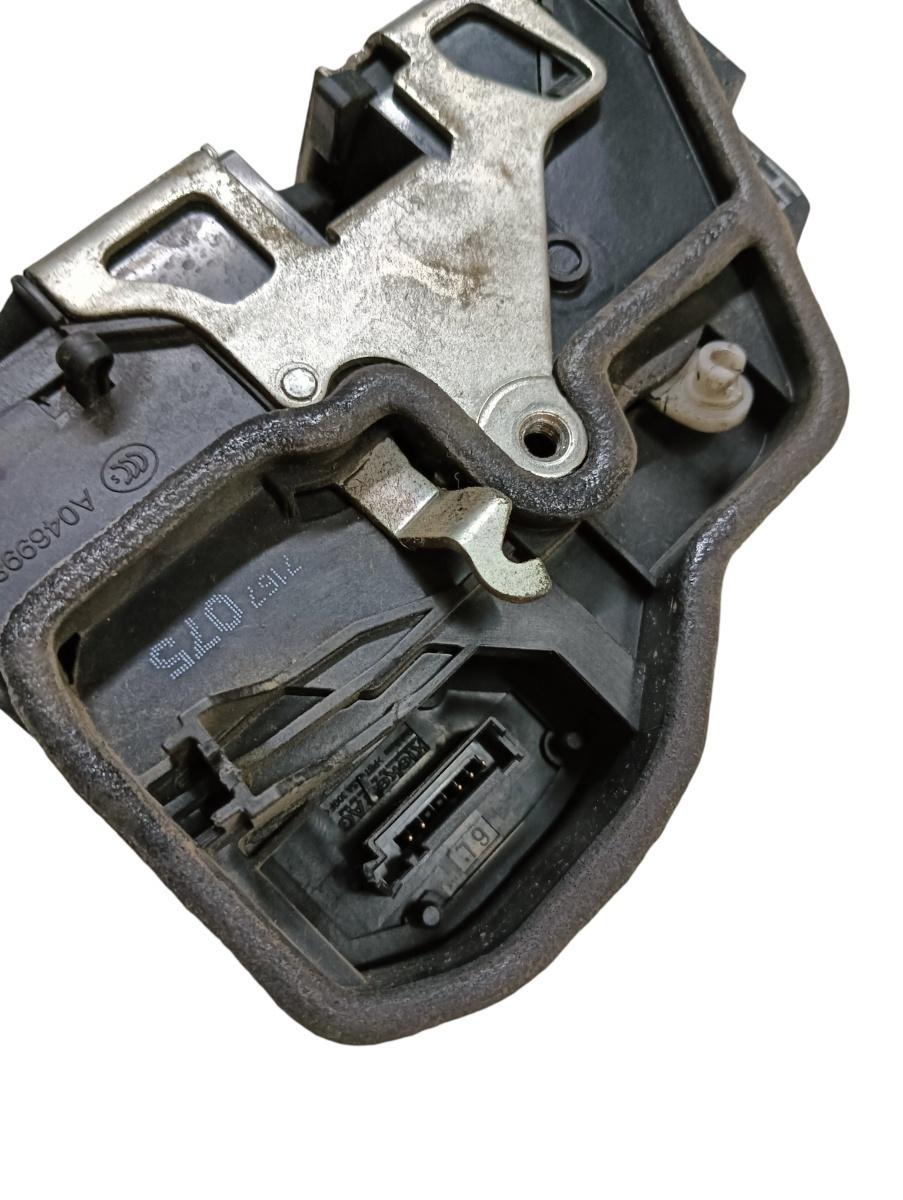 Broasca usa stanga spate BMW X5 II E70 2006 - 2013 7167075 – foto 2