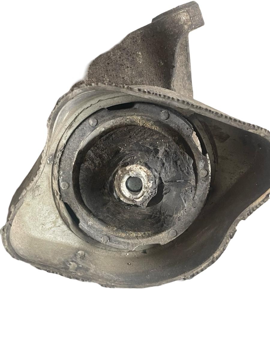 Suport cutie de viteze AUDI A6/S6 III Saloon 4F2, C6 2004 - 2011 3.0TDI BMK 4E0399113B – foto 2