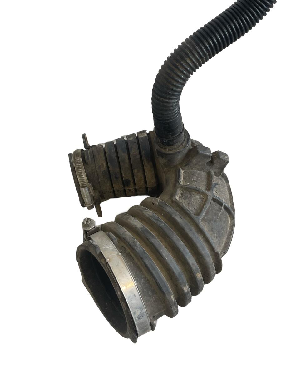 Furtun admisie aer AUDI A6 III Avant 4F5, C6 2005 - 2011 TDI BLB, BRE 4F0129615E