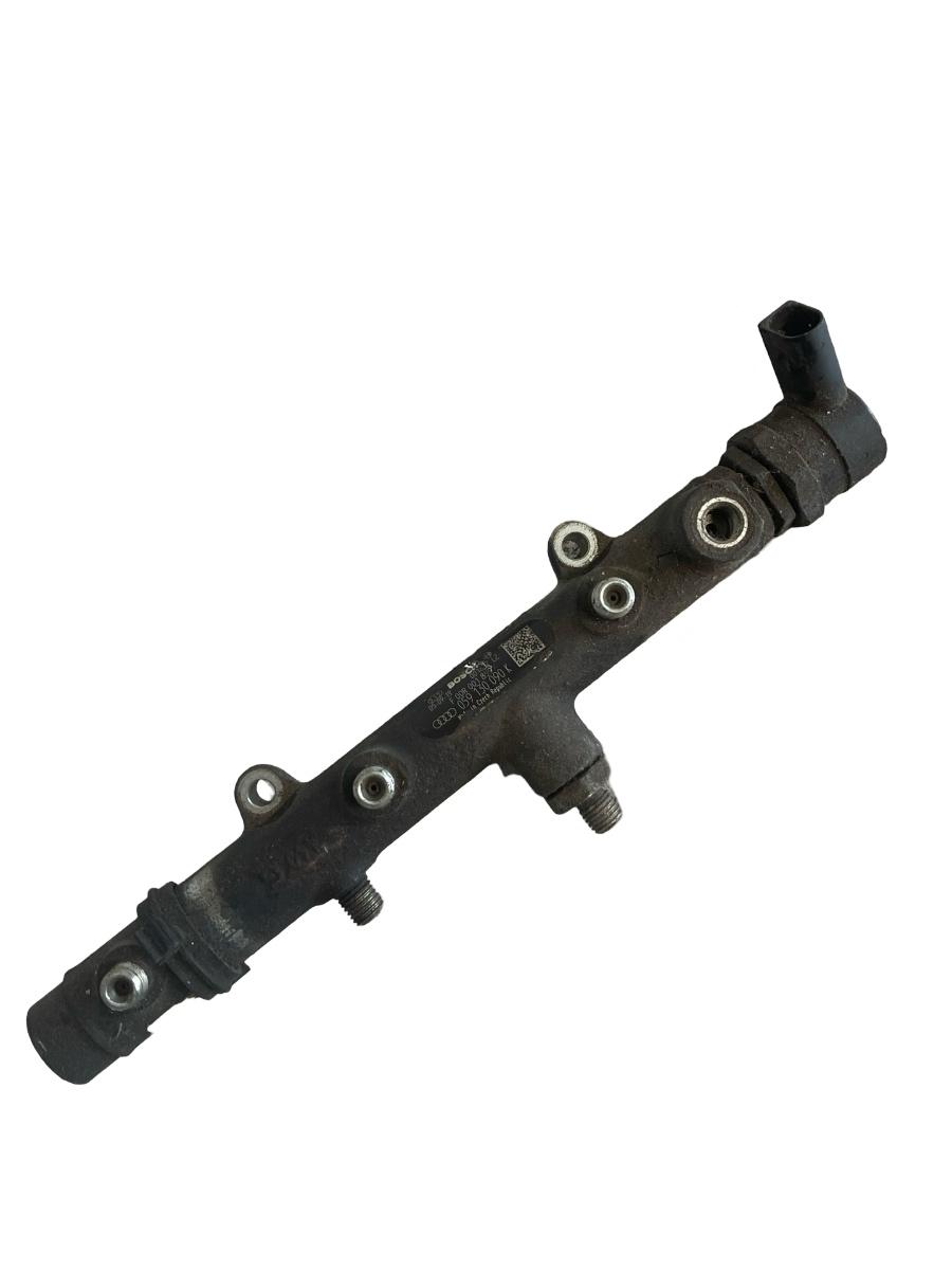 Rampa injectoare AUDI A6/S6 III Saloon 4F2, C6 2004 - 2011 2.7TDI  059130090K