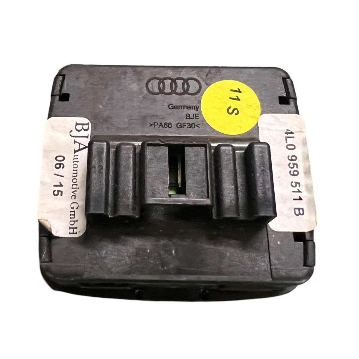 Comutator carlig de remorcare retractabil AUDI Q7 4LB 2006 - 2016 4L0959511B
