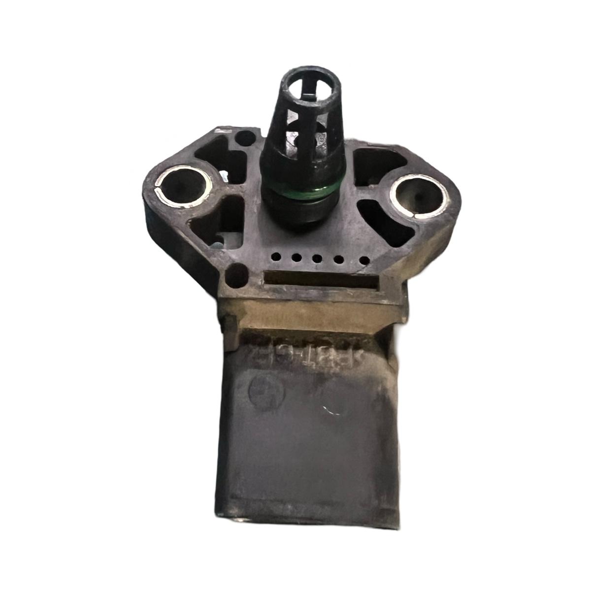 Senzor AUDI Q7 4LB 2006 - 2016, VOLKSWAGEN GOLF V 1K1 2003 - 2009 038906051C 0281002401