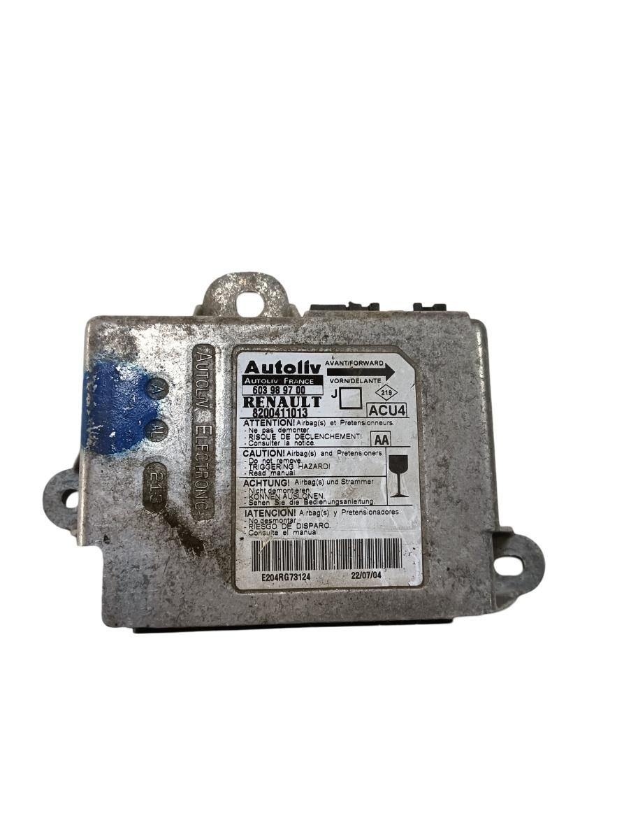 Calculator airbag  RENAULT SCENIC II JM0/1_ 2003 - > 8200411013