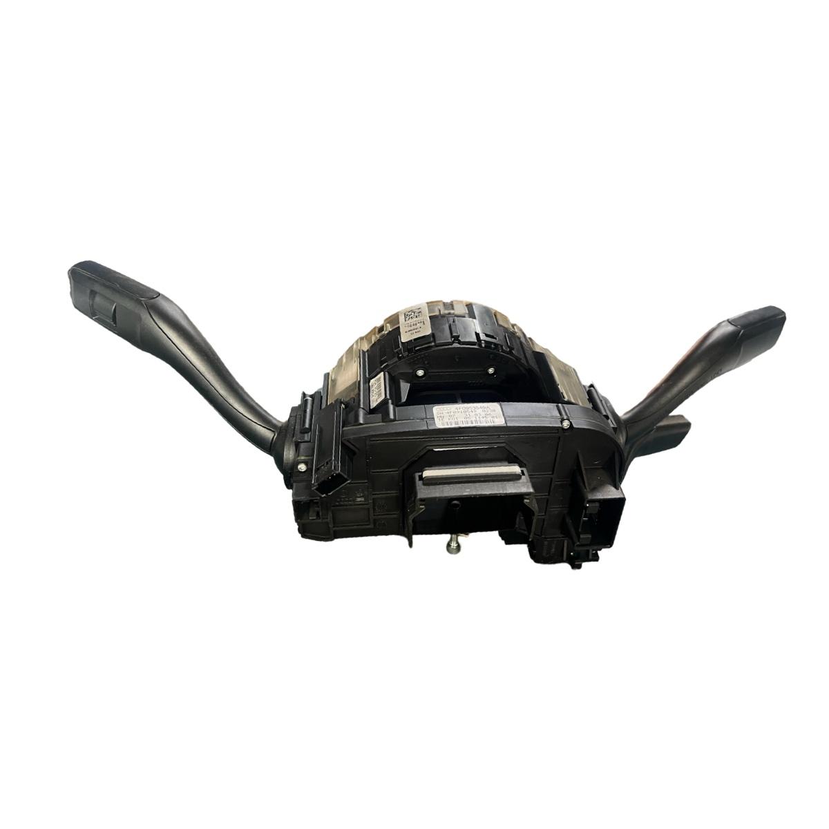 Maneta stergatoare lampa de semnalizare AUDI Q7 4LB 2006 - 2016
