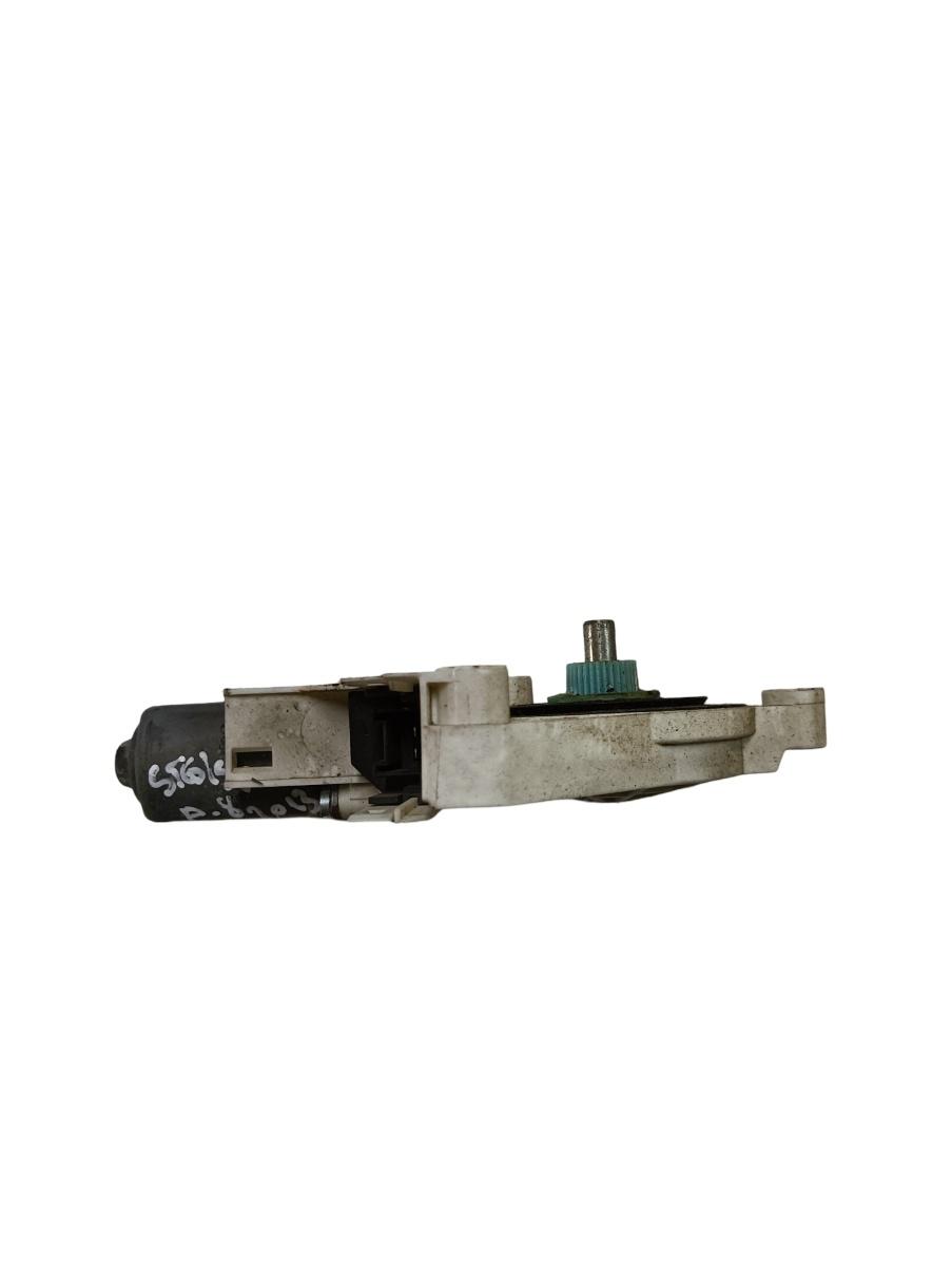 Motoras geam pivotant stanga spate AUDI A8 III 4H2, 4H8, 4HC, 4HL 2009 - 2018 VAG 8k0959802b – foto 2